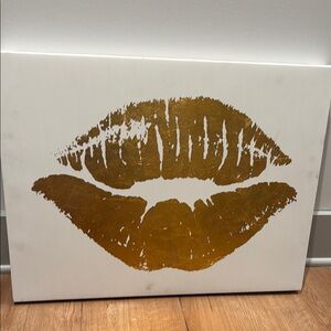 Gold Lips Canvas Art